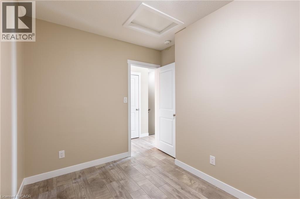 160 Rochefort Street Unit# B4, Kitchener, Ontario  N2R 0P5 - Photo 33 - 40813100