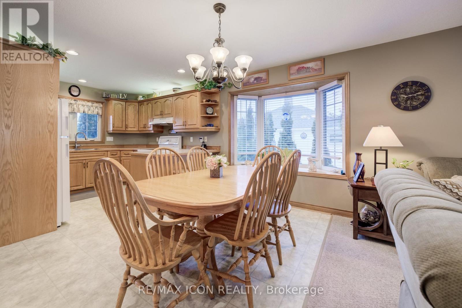 385 Birmingham Street E, Wellington North, Ontario  N0G 2L2 - Photo 15 - X12895182