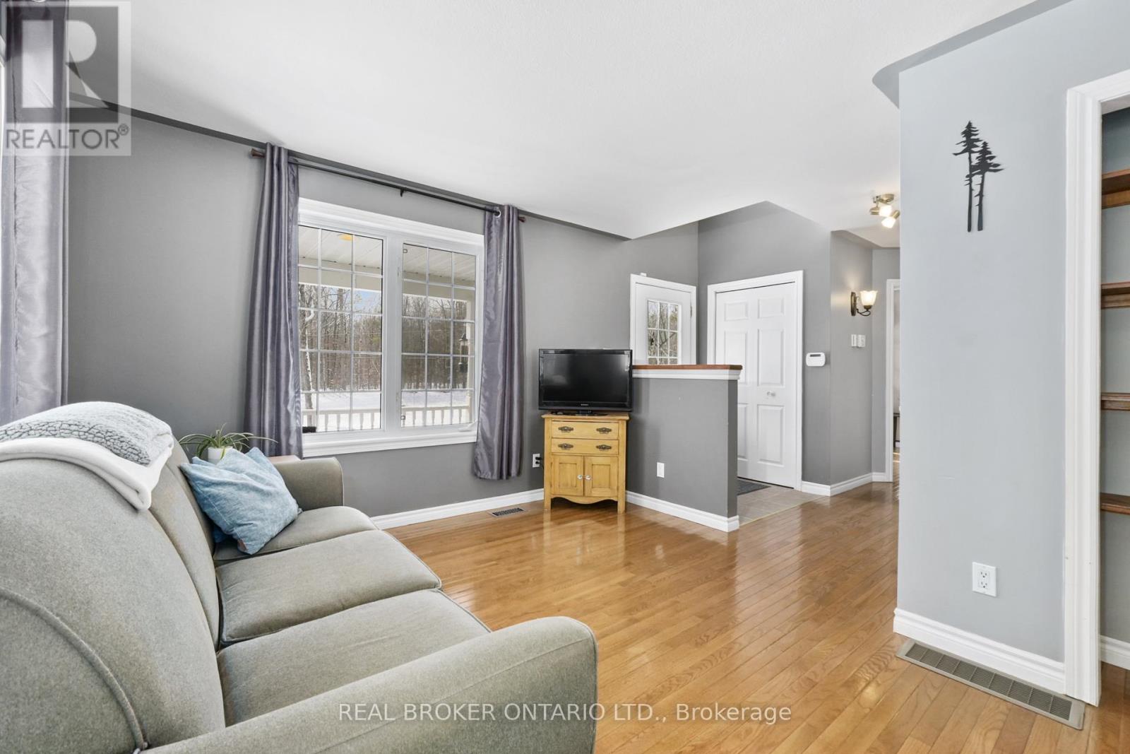 44 Centre Road, Centre Hastings, Ontario  K0K 2K0 - Photo 8 - X12895242