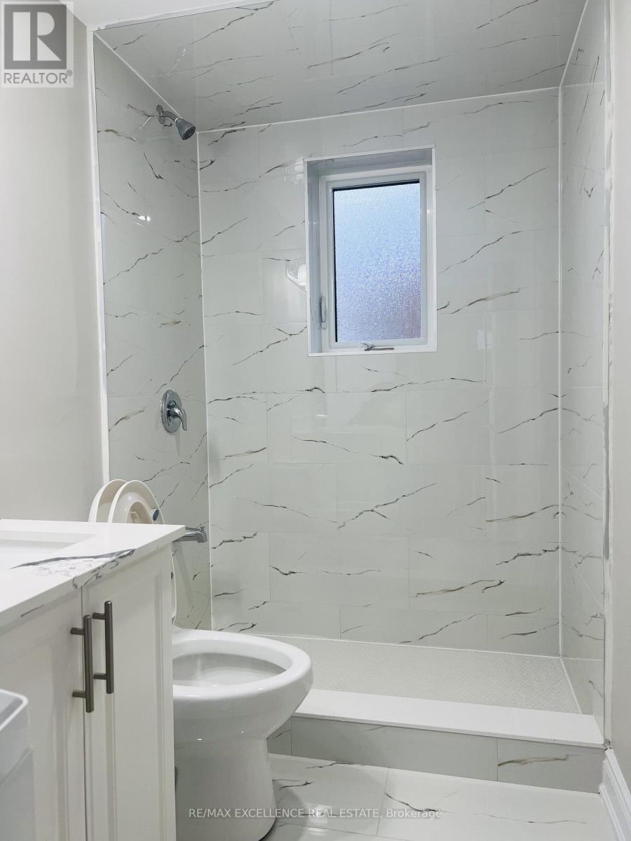 104 Meredith Drive, St. Catharines, Ontario  L2M 6C7 - Photo 8 - X12895296