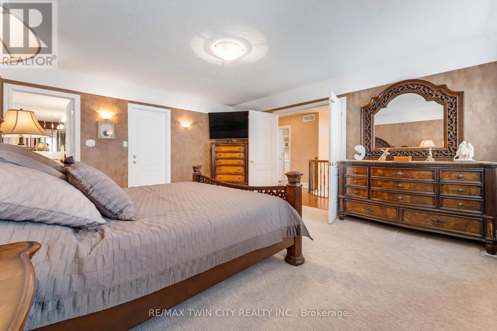 60 Chandos Drive, Kitchener, Ontario  N2A 3C2 - Photo 16 - X12895324