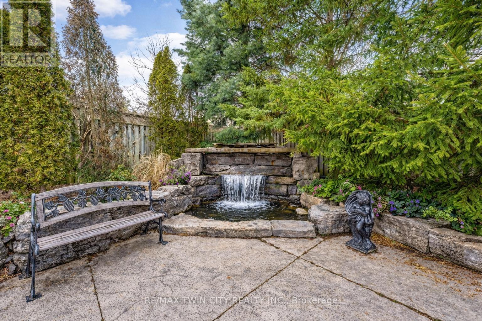 60 Chandos Drive, Kitchener, Ontario  N2A 3C2 - Photo 38 - X12895324