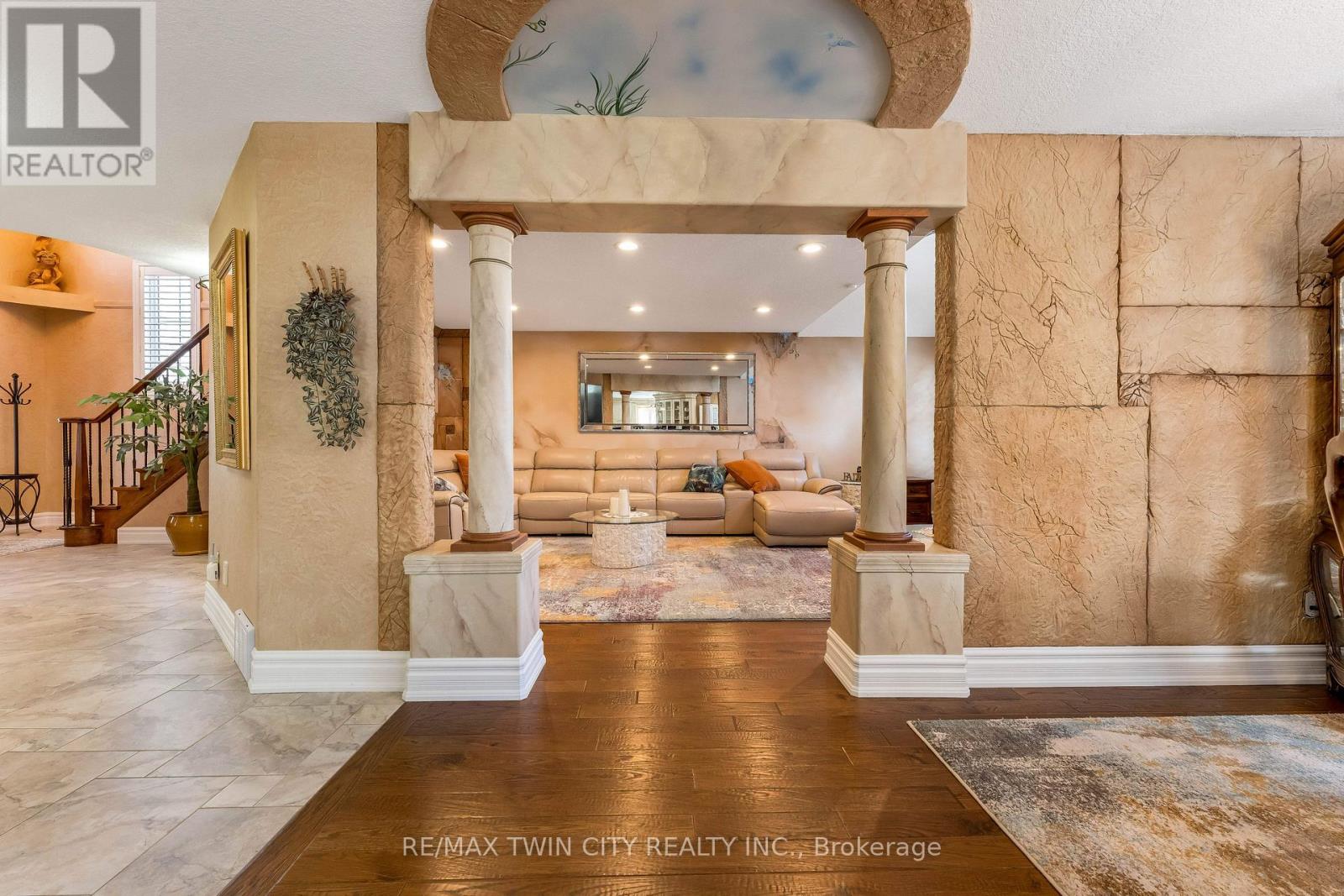 60 Chandos Drive, Kitchener, Ontario  N2A 3C2 - Photo 5 - X12895324