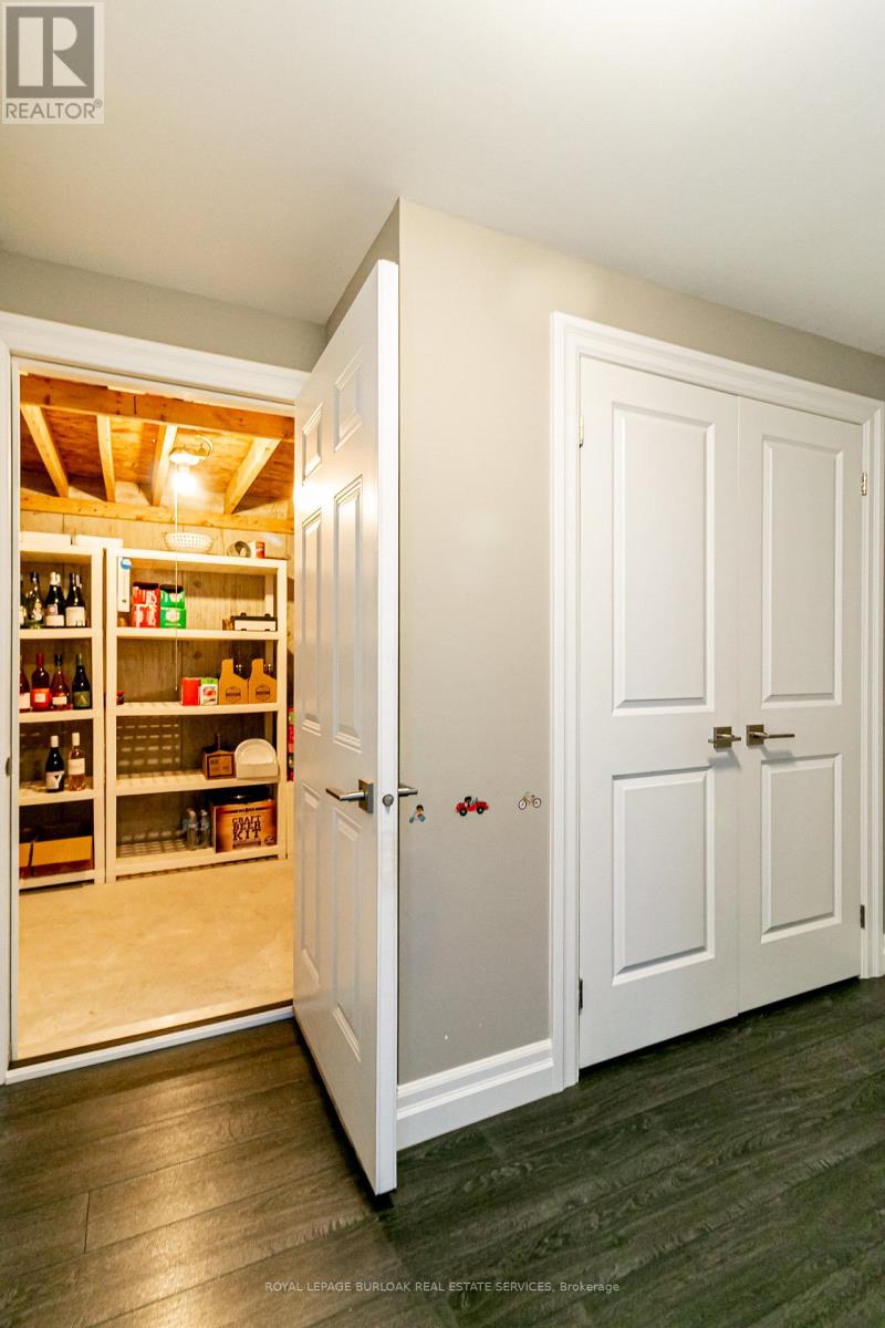 19 Purnell Drive, Hamilton, Ontario  L9C 0C6 - Photo 32 - X12895344