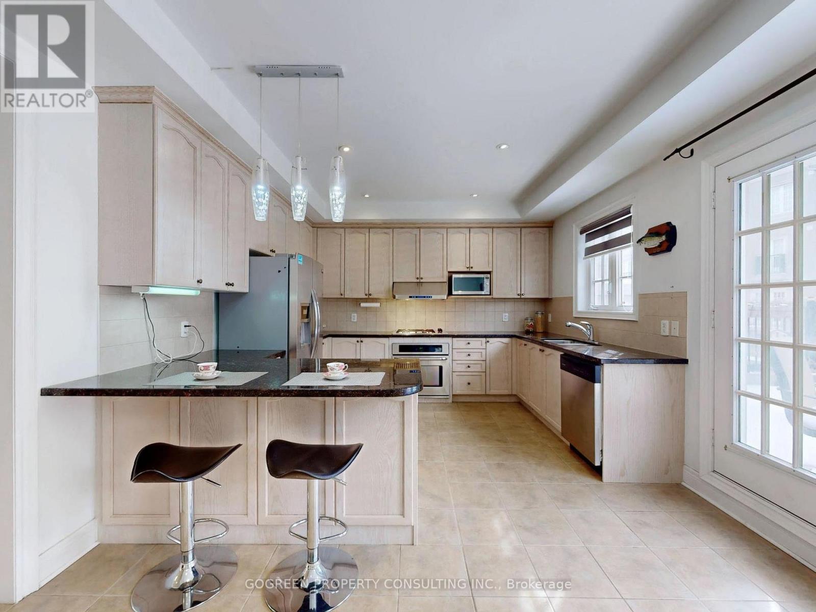 20 Bonnycastle Road, Markham, Ontario  L6G 0C2 - Photo 12 - N12870484