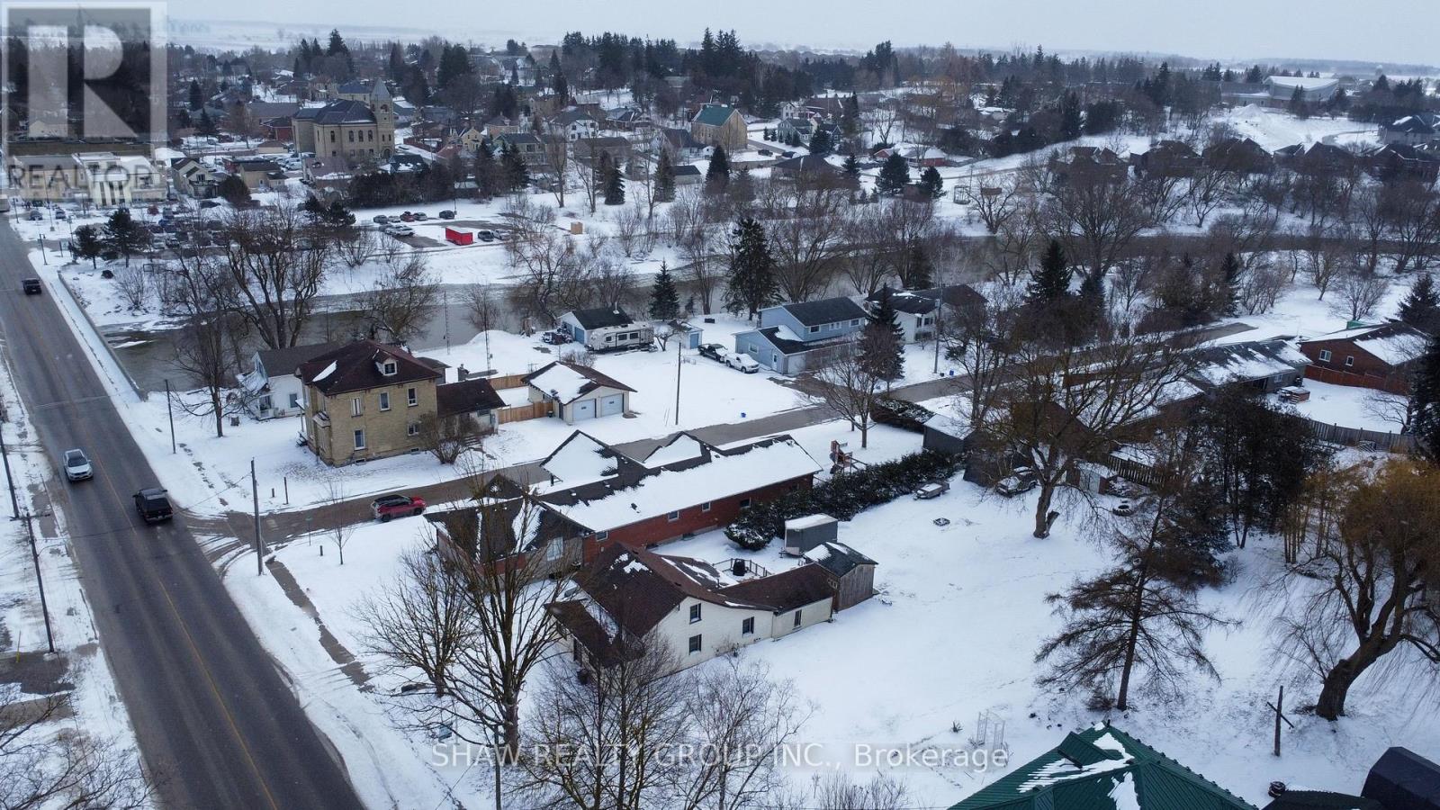 21 Main Street W, Mapleton, Ontario  N0G 1P0 - Photo 30 - X12895358