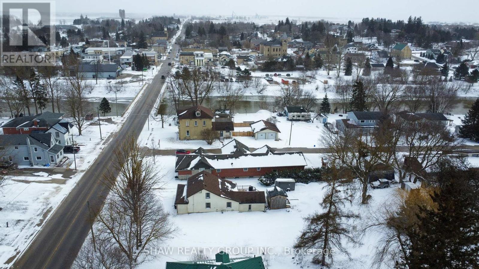 21 Main Street W, Mapleton, Ontario  N0G 1P0 - Photo 31 - X12895358