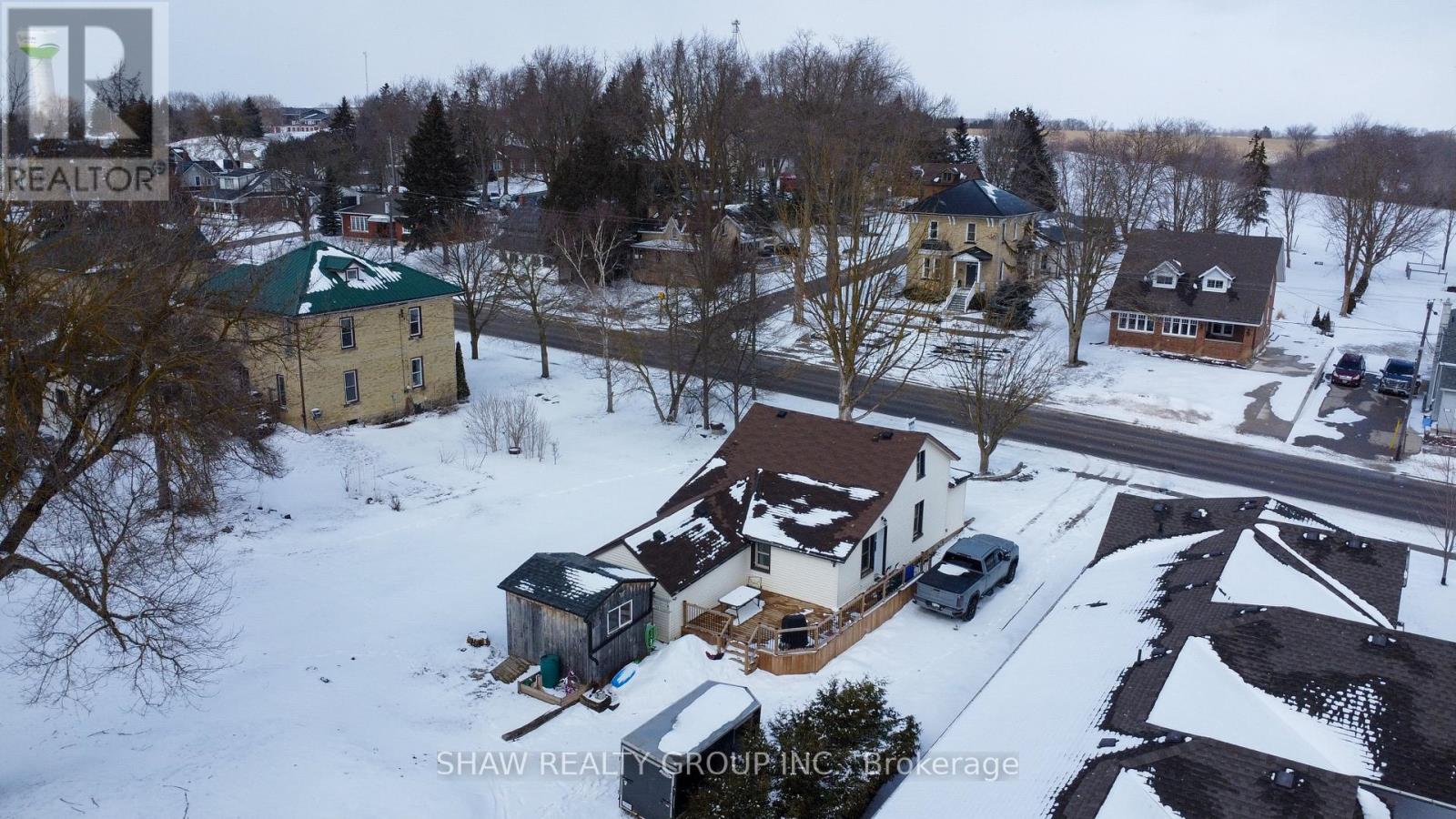 21 Main Street W, Mapleton, Ontario  N0G 1P0 - Photo 34 - X12895358