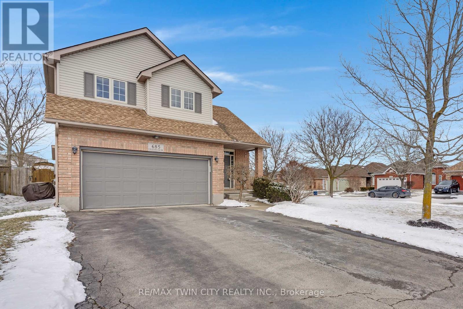 685 COLDSTREAM DRIVE W, waterloo, Ontario