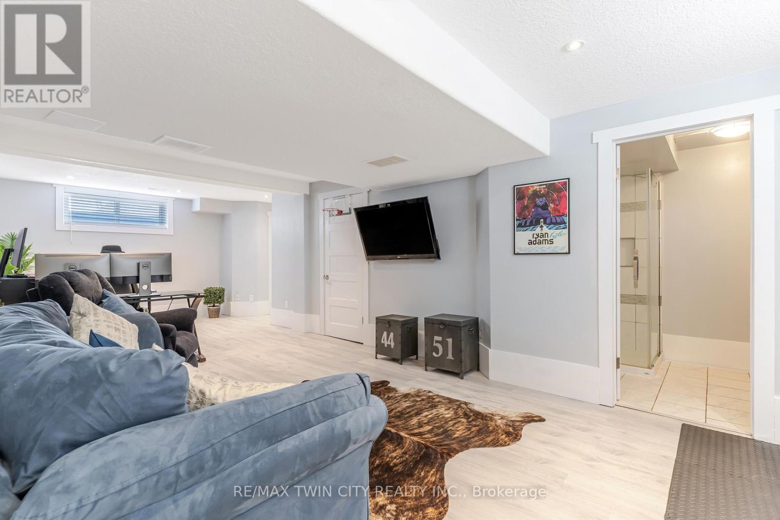 685 Coldstream Drive W, Waterloo, Ontario  N2V 2J1 - Photo 33 - X12895372