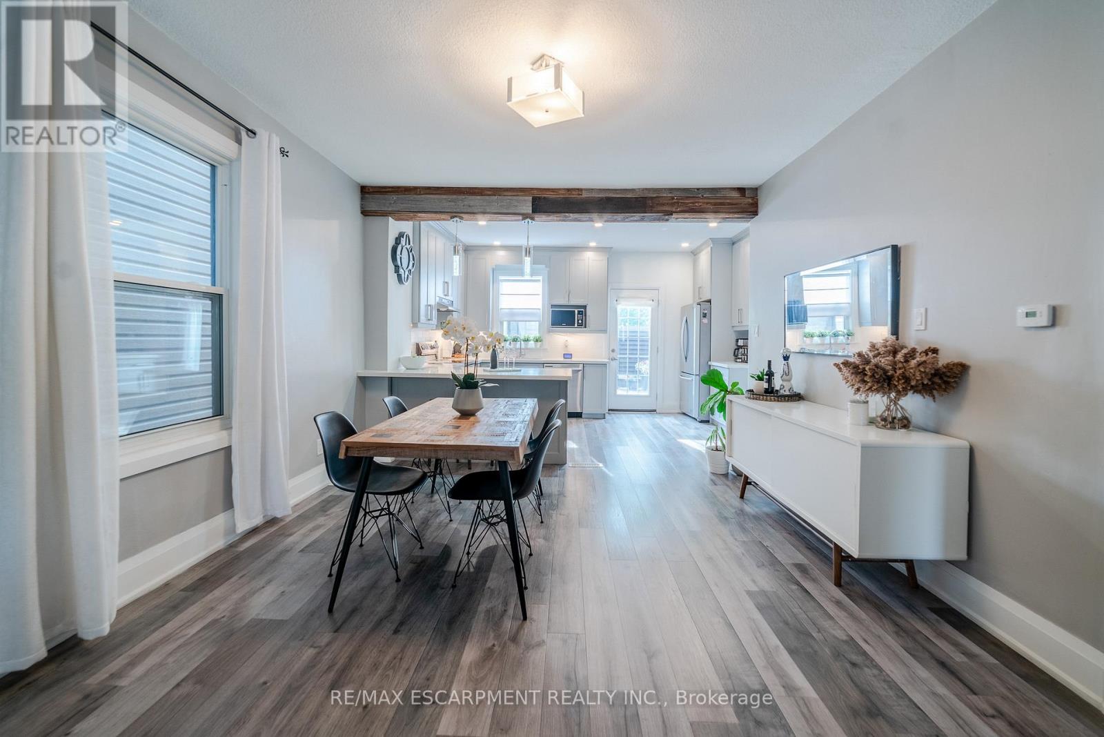 189 Lottridge Street, Hamilton, Ontario  L8L 6V6 - Photo 4 - X12895408