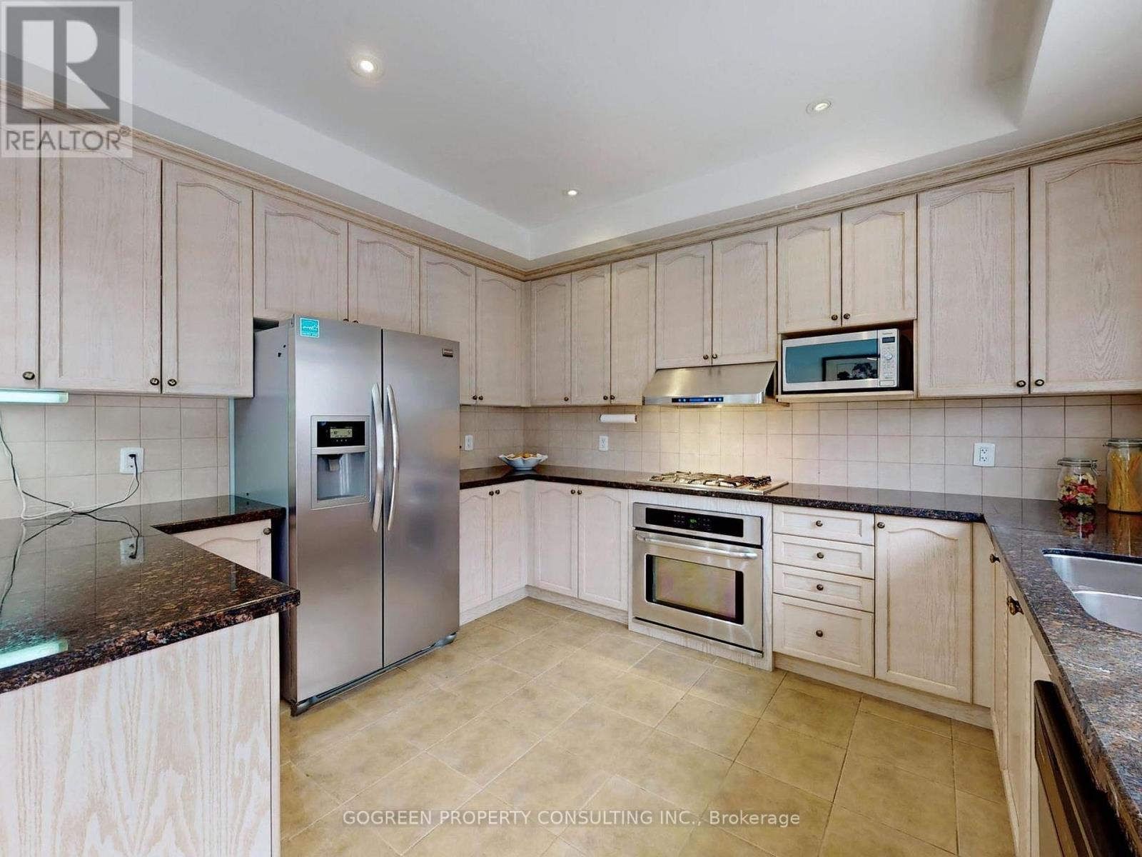 20 Bonnycastle Road, Markham, Ontario  L6G 0C2 - Photo 14 - N12870484