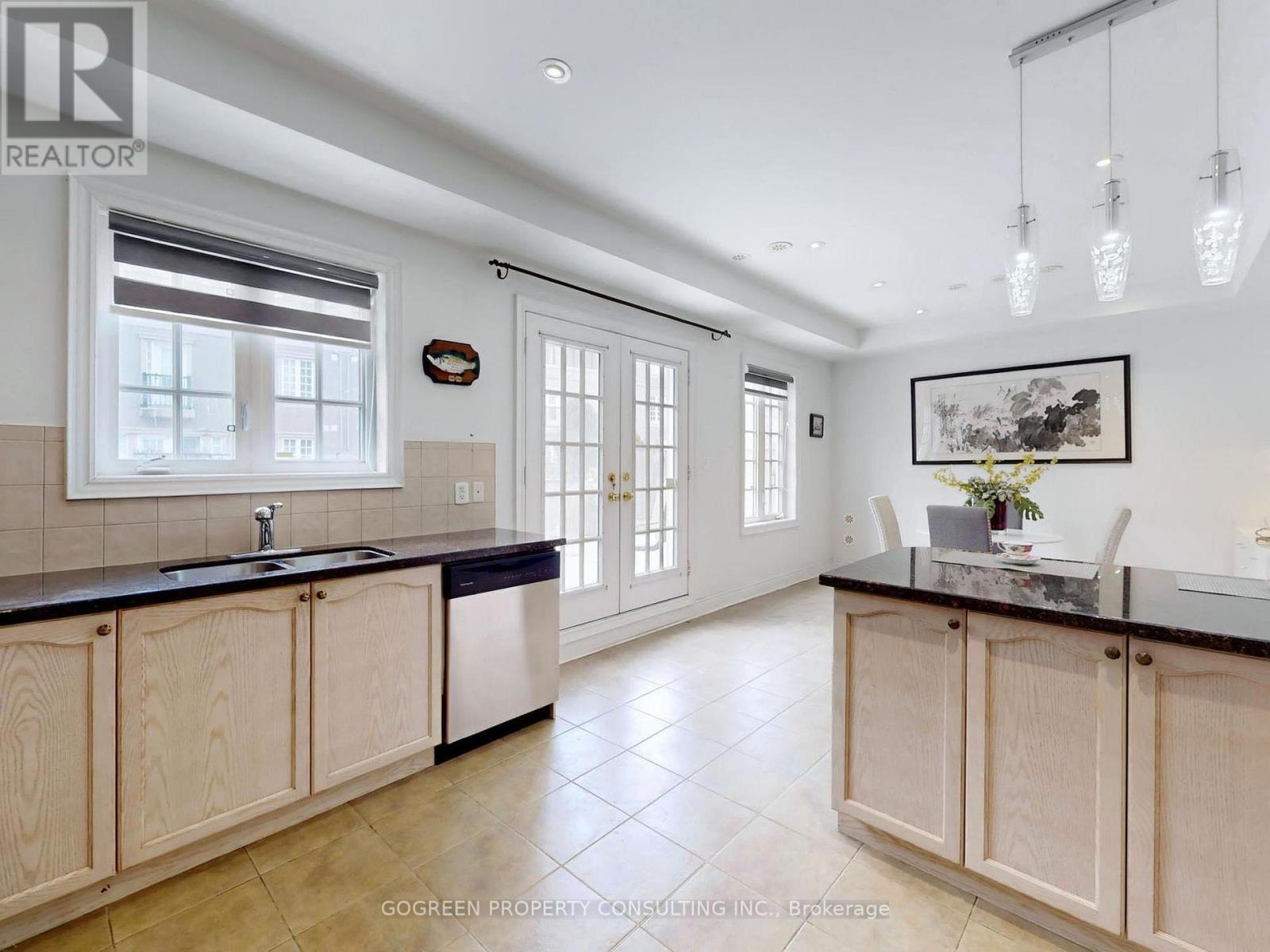 20 Bonnycastle Road, Markham, Ontario  L6G 0C2 - Photo 15 - N12870484