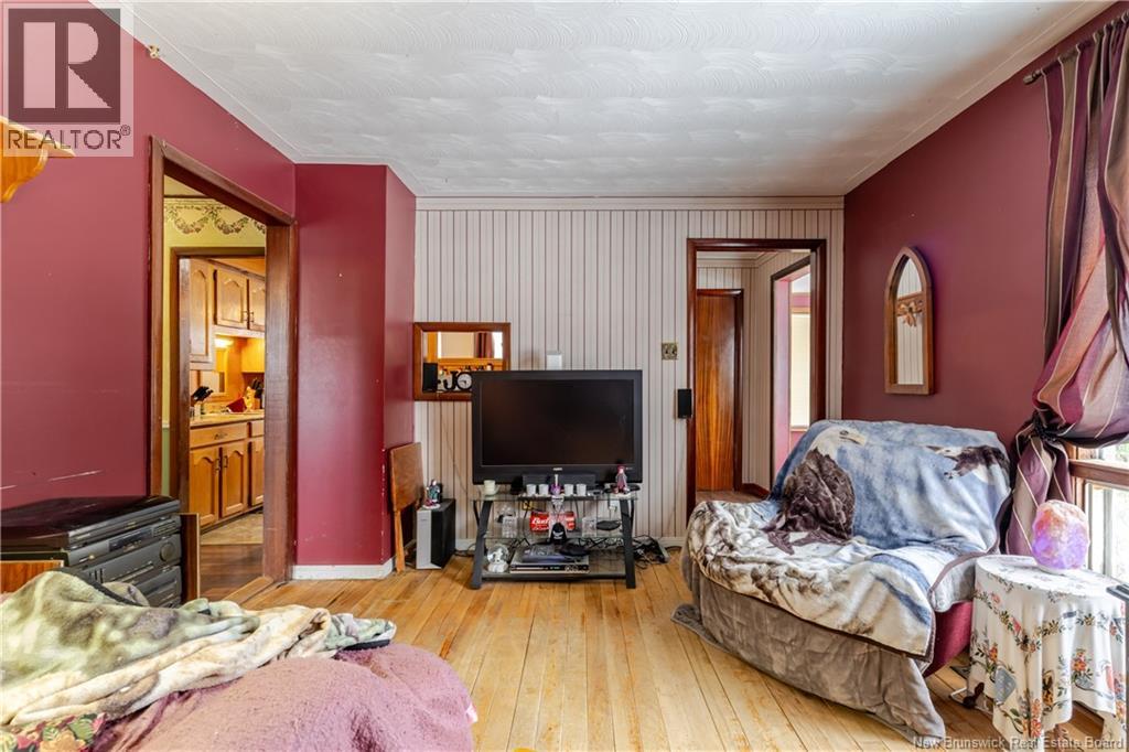 734 Athlone Street, Fredericton, New Brunswick  E3A 3A9 - Photo 8 - NB135052