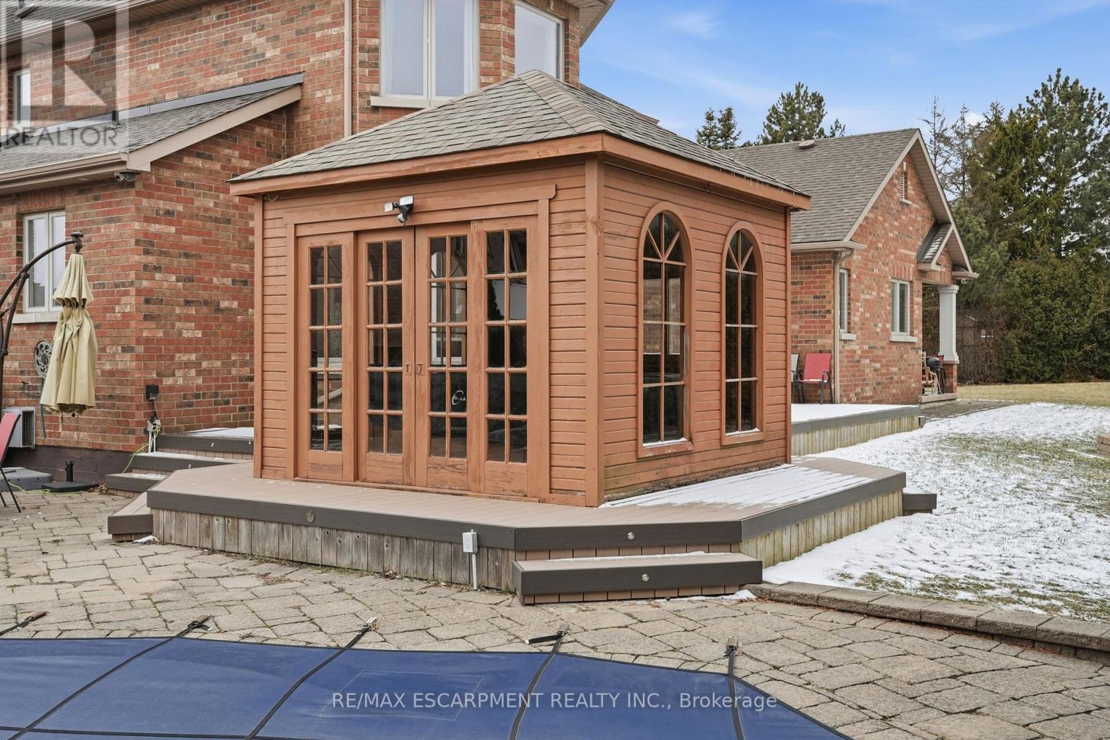 2489 Olinda Court, Mississauga, Ontario  L5C 4P5 - Photo 48 - W12877606