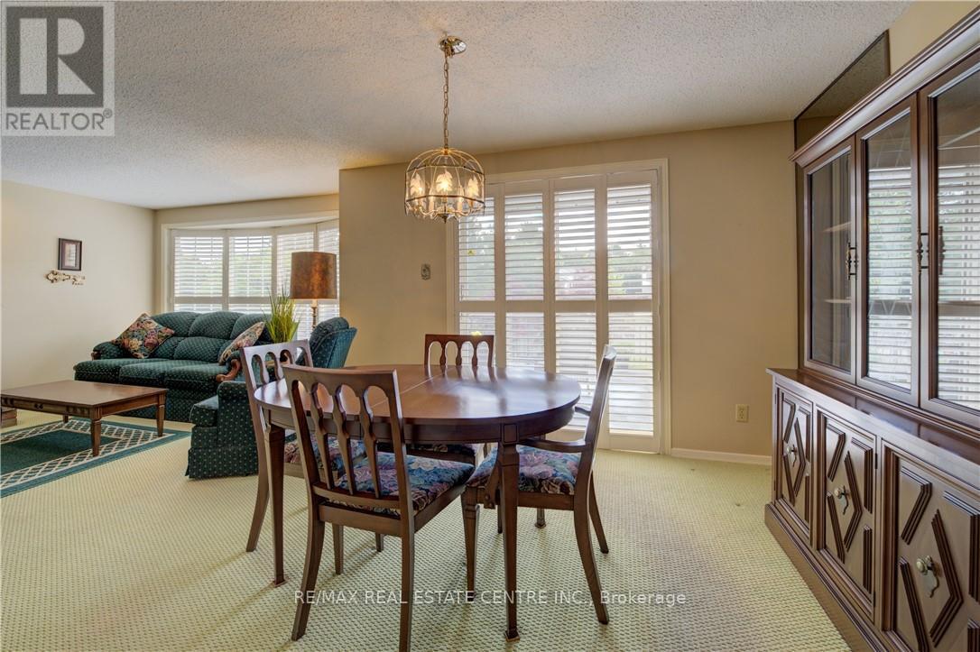 4 - 493 Beechwood Drive, Waterloo, Ontario  N2T 1H8 - Photo 12 - X12737814