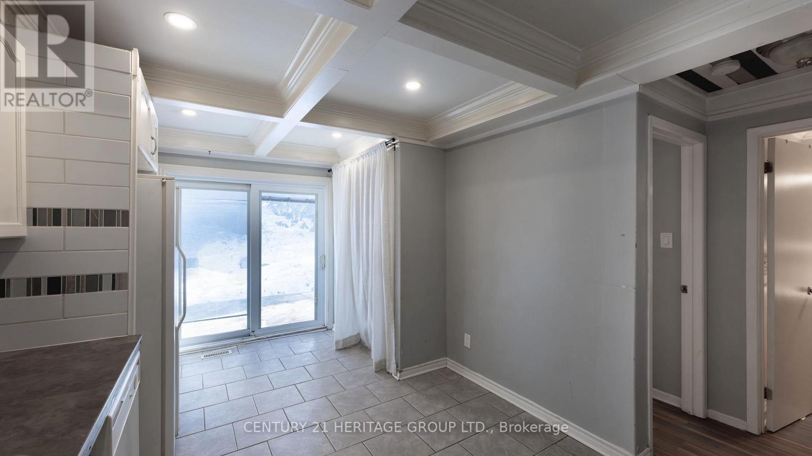 795 Greenfield Crescent, Newmarket, Ontario  L3Y 3B2 - Photo 8 - N12888678