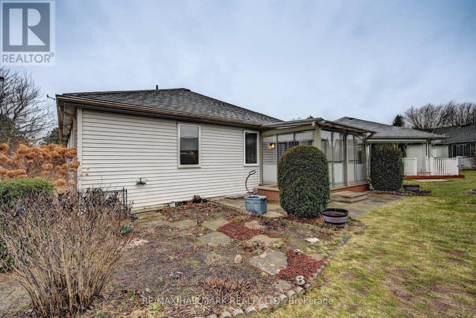 2 Brasher Drive, Tillsonburg, Ontario  N4G 5T2 - Photo 27 - X12876194