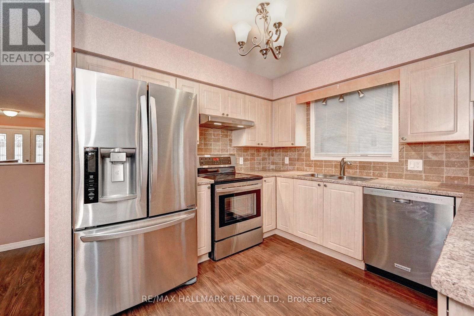 2 Brasher Drive, Tillsonburg, Ontario  N4G 5T2 - Photo 8 - X12876194