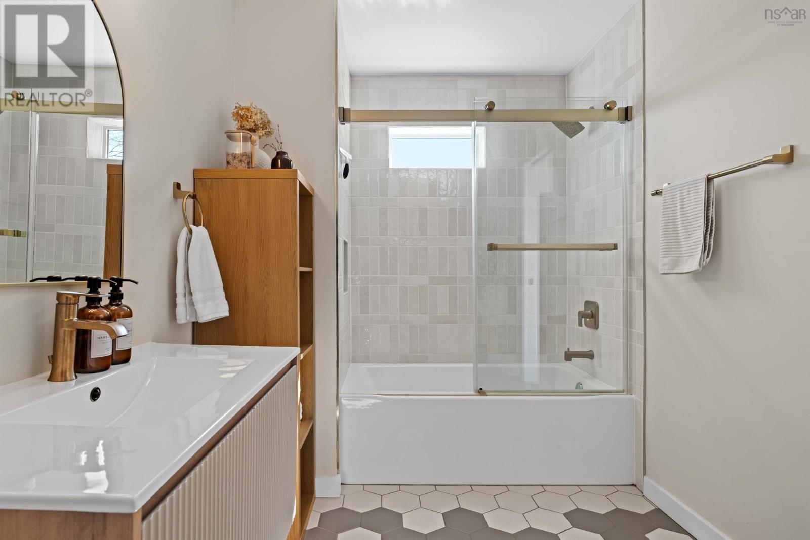 19 Cow Bay Road, Eastern Passage, Nova Scotia  B3G 1M5 - Photo 39 - 202604835