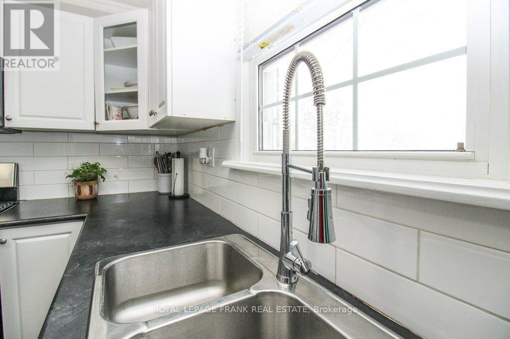 129 Arthur Avenue, Peterborough, Ontario  K9J 5X7 - Photo 11 - X12895466