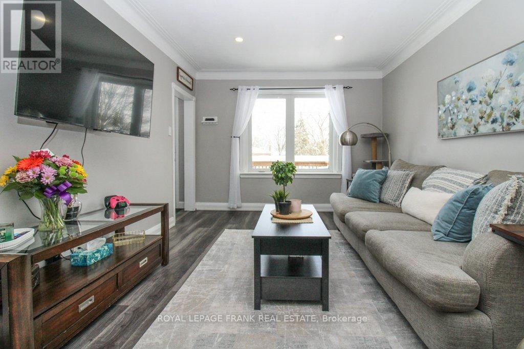 129 Arthur Avenue, Peterborough, Ontario  K9J 5X7 - Photo 4 - X12895466