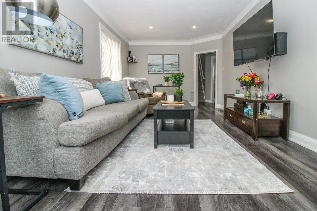 129 Arthur Avenue, Peterborough, Ontario  K9J 5X7 - Photo 5 - X12895466