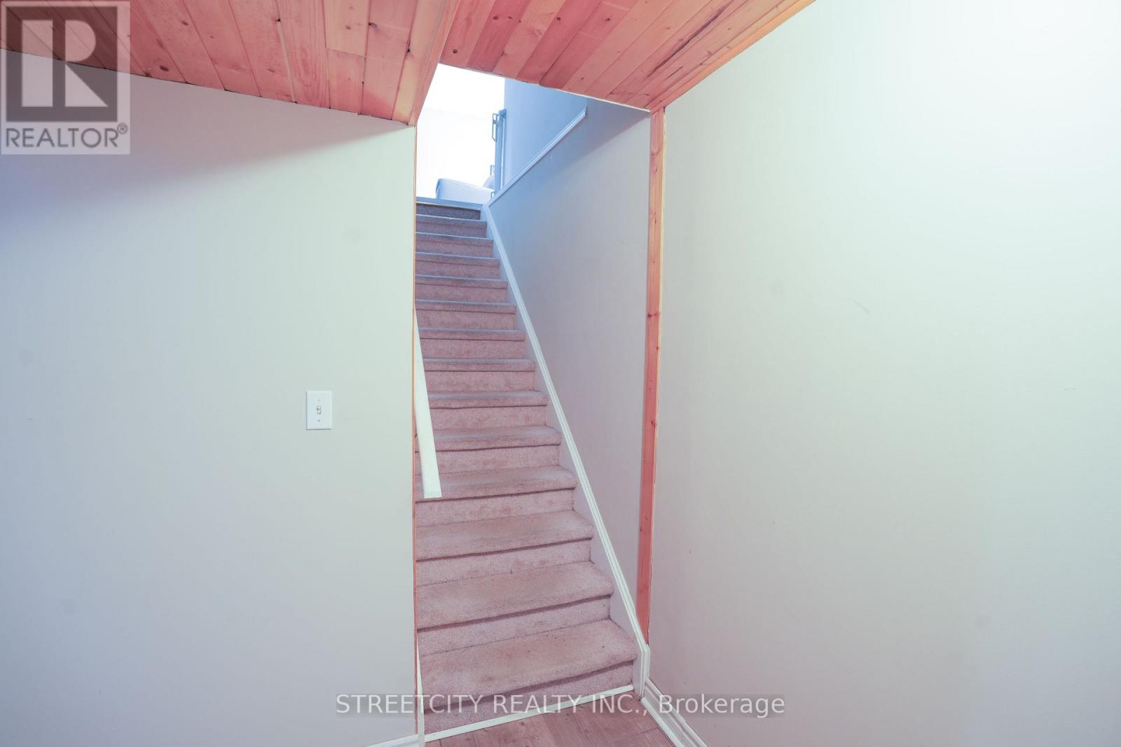 35 Juniper Crescent, Strathroy-Caradoc, Ontario  N7G 4G4 - Photo 21 - X12895446