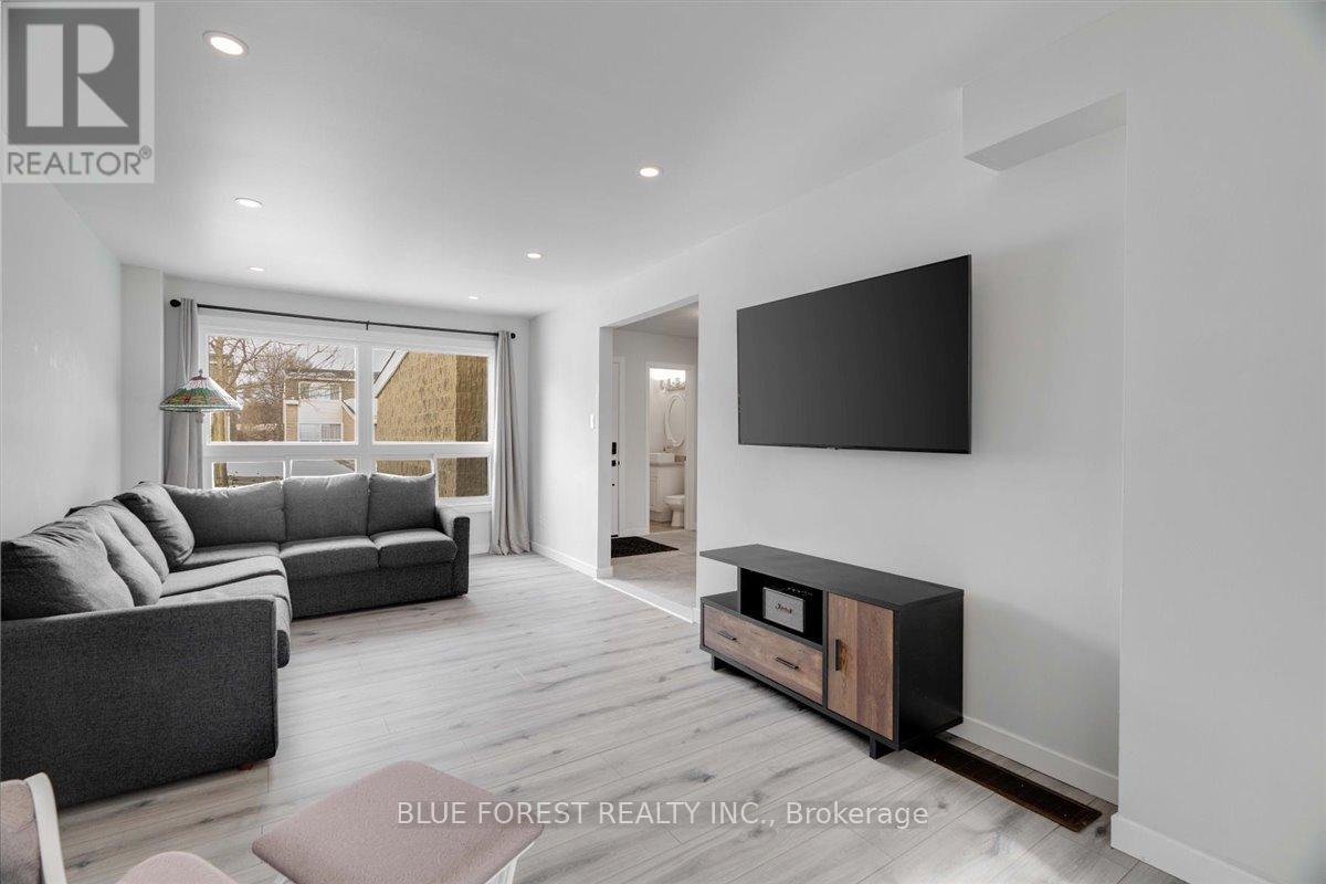 50 - 1460 Limberlost Road, London North (North I), Ontario  N6G 2C6 - Photo 12 - X12895534