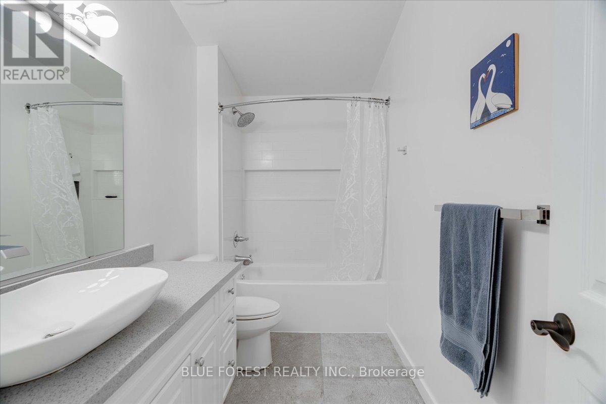 50 - 1460 Limberlost Road, London North (North I), Ontario  N6G 2C6 - Photo 27 - X12895534