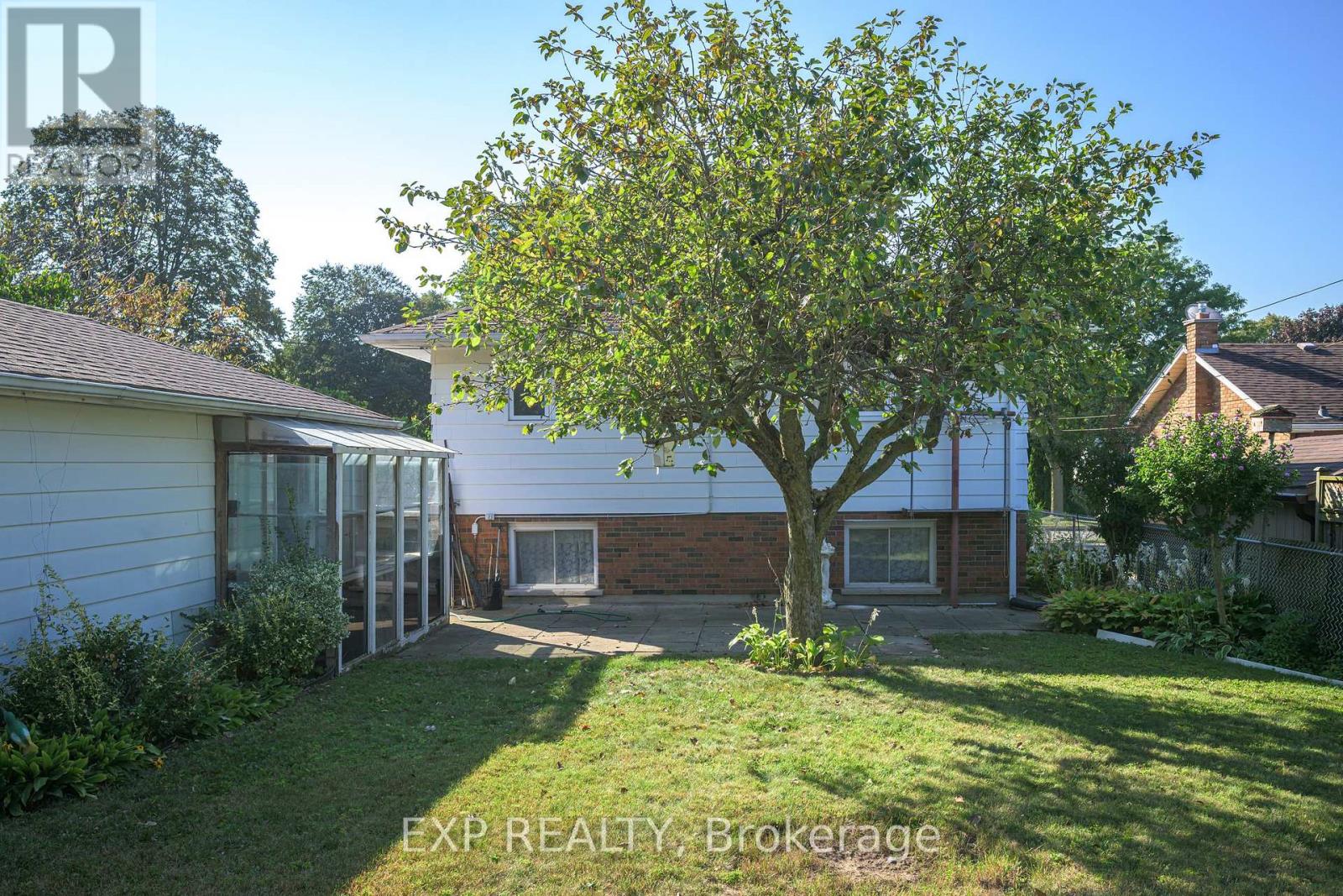 289 Fairhaven Circle, London East, Ontario  N5W 1E4 - Photo 28 - X12895544