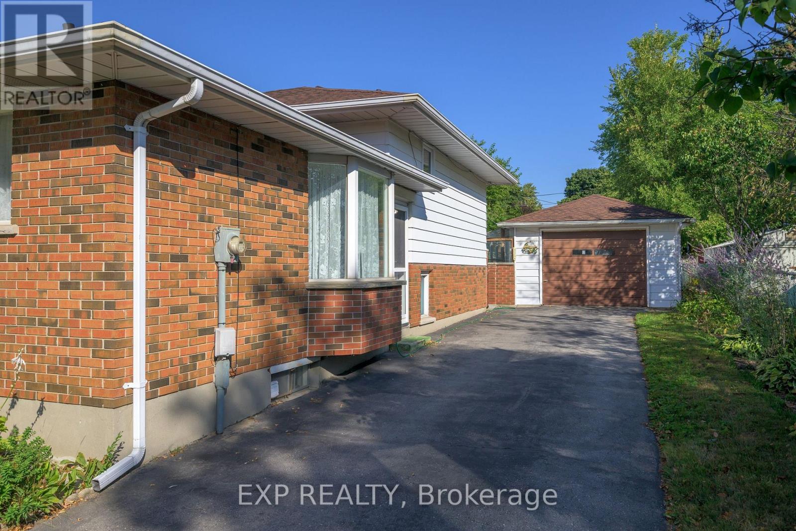 289 Fairhaven Circle, London East, Ontario  N5W 1E4 - Photo 36 - X12895544