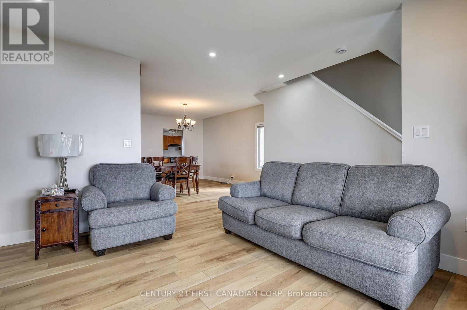 20351 Duart Road, Chatham-Kent, Ontario  N0L 1X0 - Photo 19 - X12895618