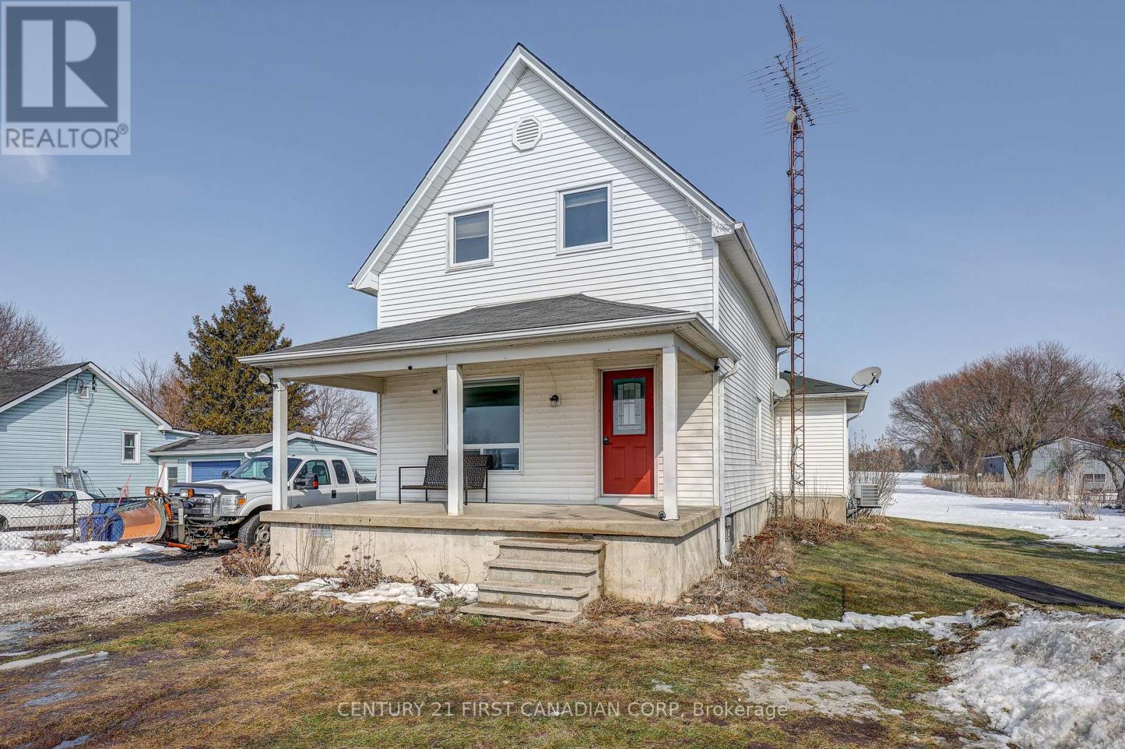 20351 Duart Road, Chatham-Kent, Ontario  N0L 1X0 - Photo 2 - X12895618