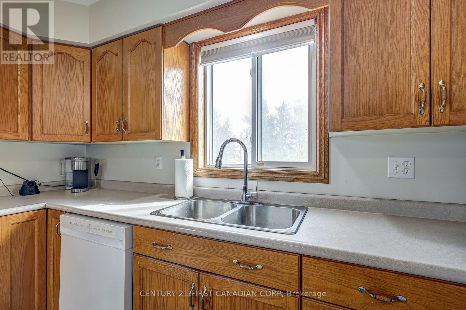 20351 Duart Road, Chatham-Kent, Ontario  N0L 1X0 - Photo 29 - X12895618