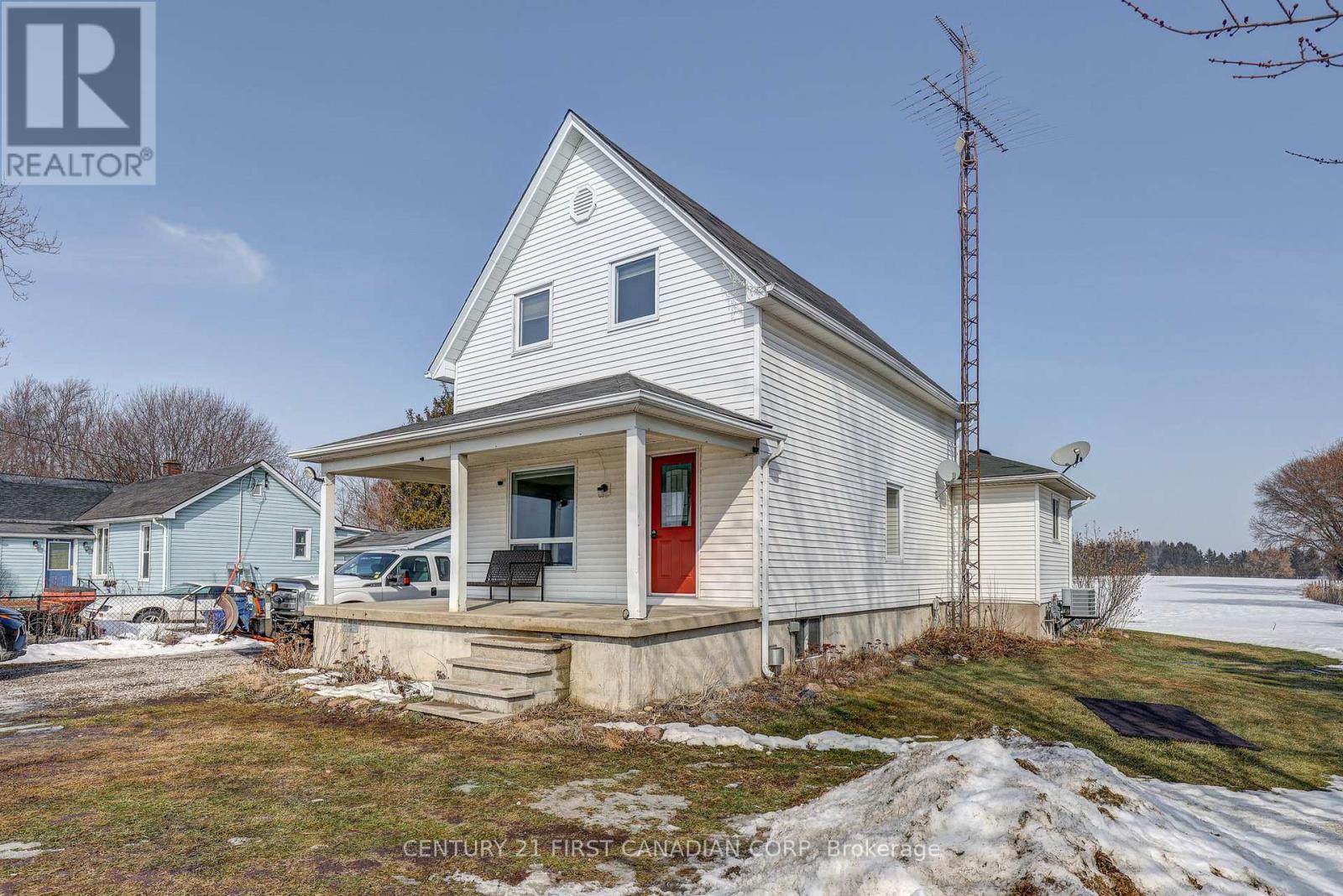 20351 Duart Road, Chatham-Kent, Ontario  N0L 1X0 - Photo 3 - X12895618