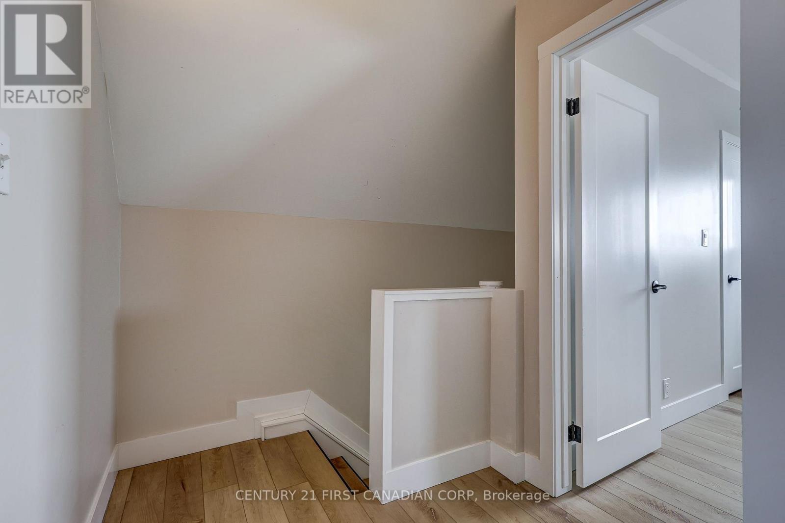 20351 Duart Road, Chatham-Kent, Ontario  N0L 1X0 - Photo 34 - X12895618