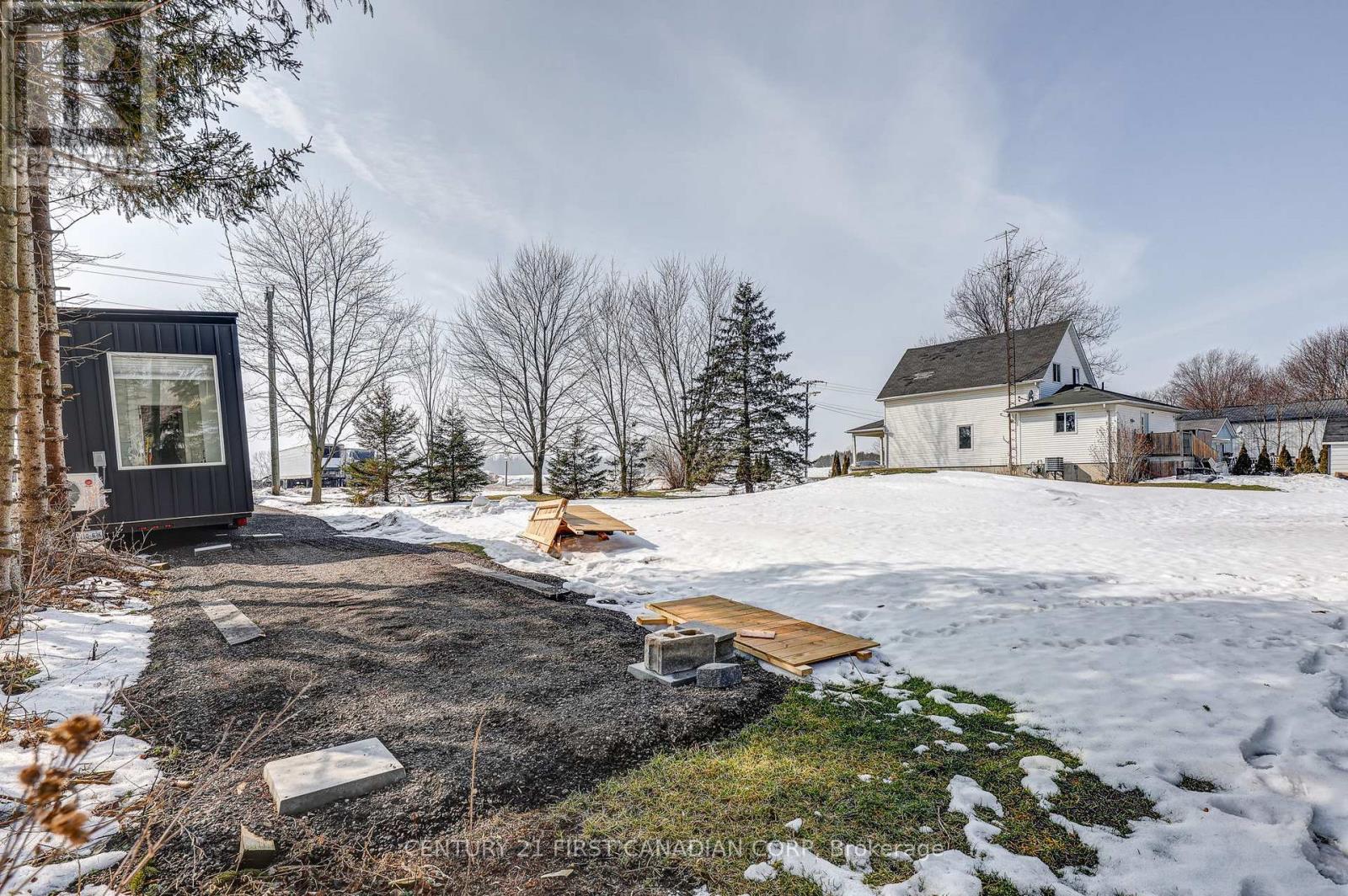 20351 Duart Road, Chatham-Kent, Ontario  N0L 1X0 - Photo 7 - X12895618