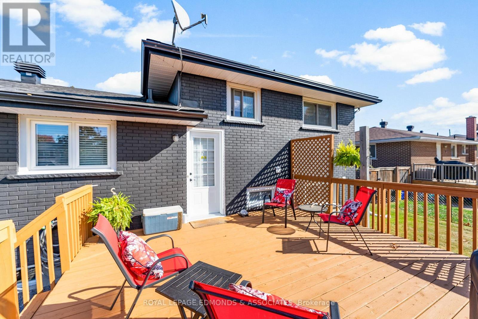 320 Patricia Avenue, Pembroke, Ontario  K8A 2C2 - Photo 32 - X12895444