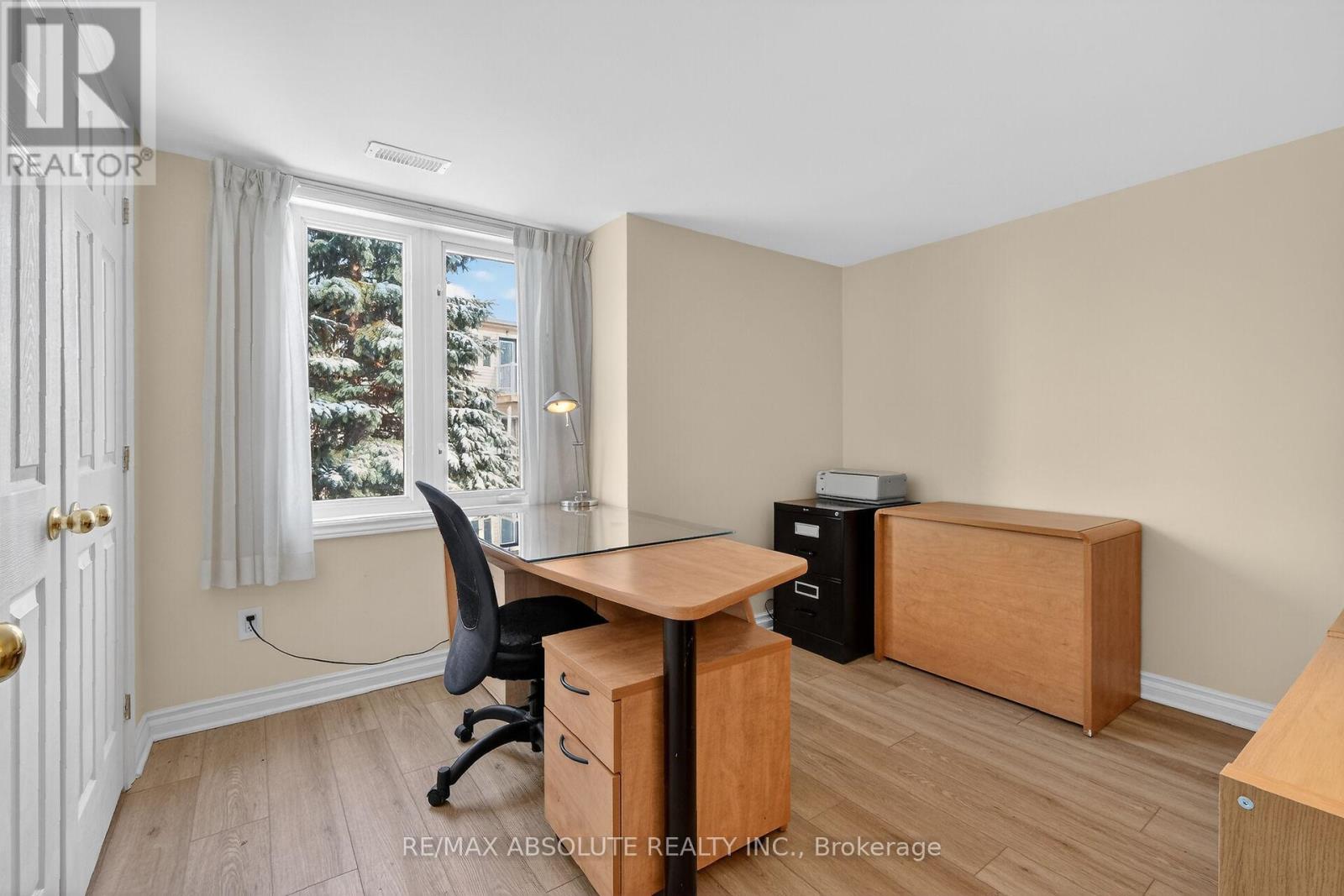 117 Tall Pines Private, Ottawa, Ontario  K2H 1H1 - Photo 23 - X12895454