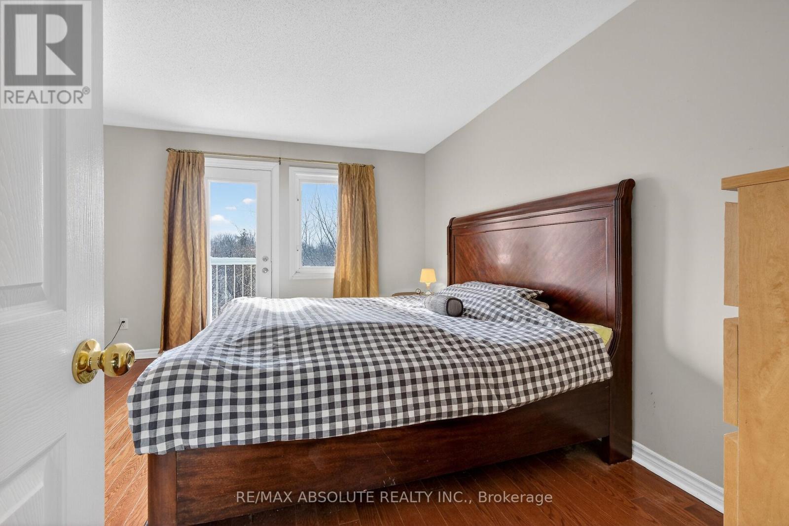 117 Tall Pines Private, Ottawa, Ontario  K2H 1H1 - Photo 36 - X12895454