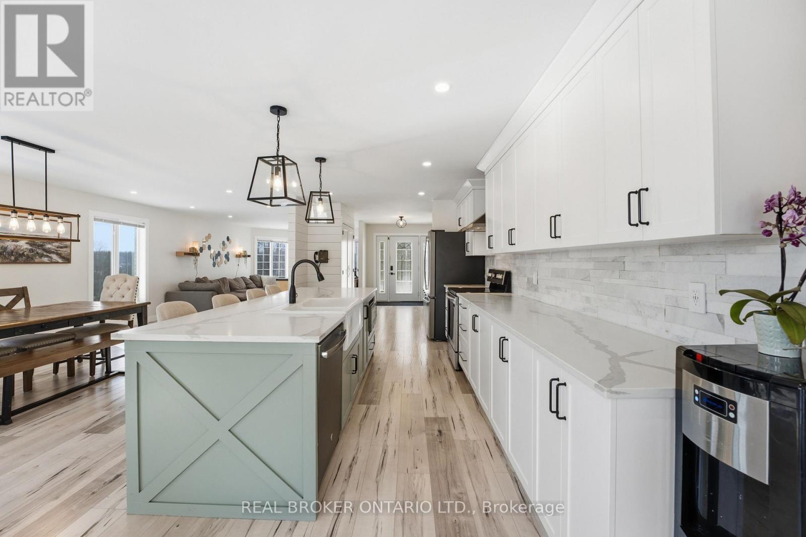 1391 Sutherland Drive, Ottawa, Ontario  K4M 1B3 - Photo 10 - X12895506