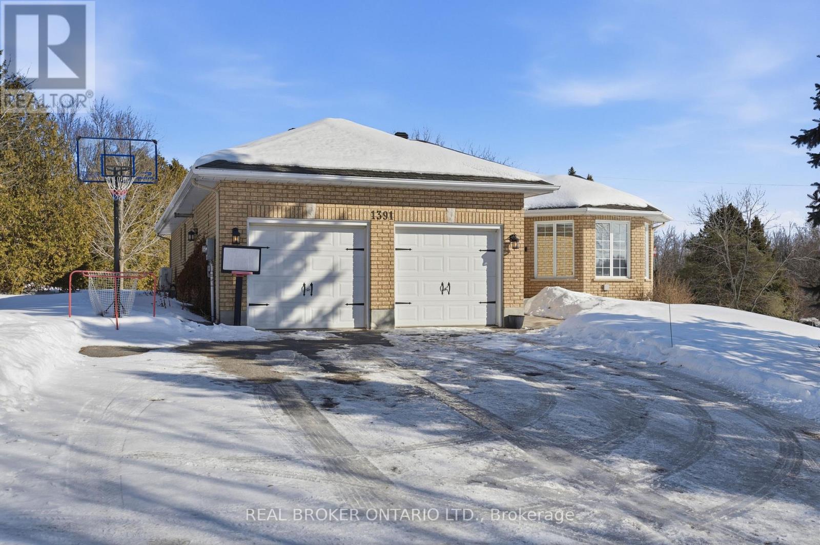1391 Sutherland Drive, Ottawa, Ontario  K4M 1B3 - Photo 2 - X12895506
