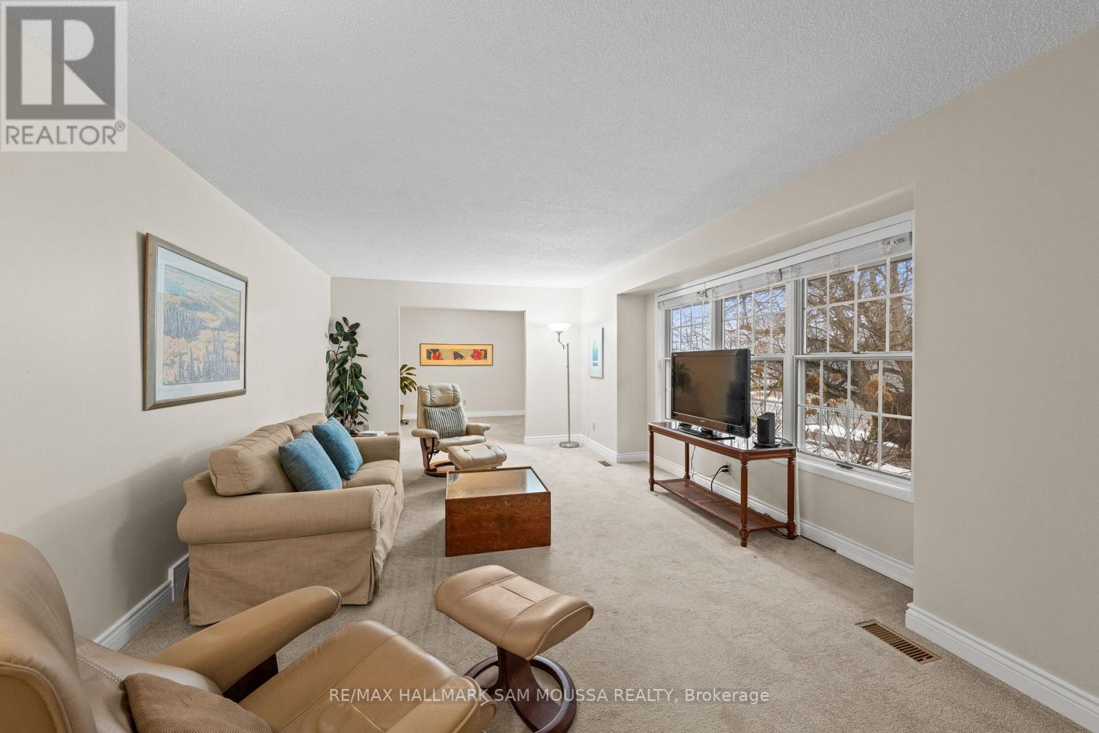 118 Juanita Avenue, Ottawa, Ontario  K0A 1L0 - Photo 8 - X12895540