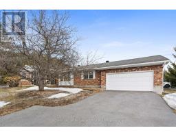 118 JUANITA AVENUE, Ottawa, Ontario