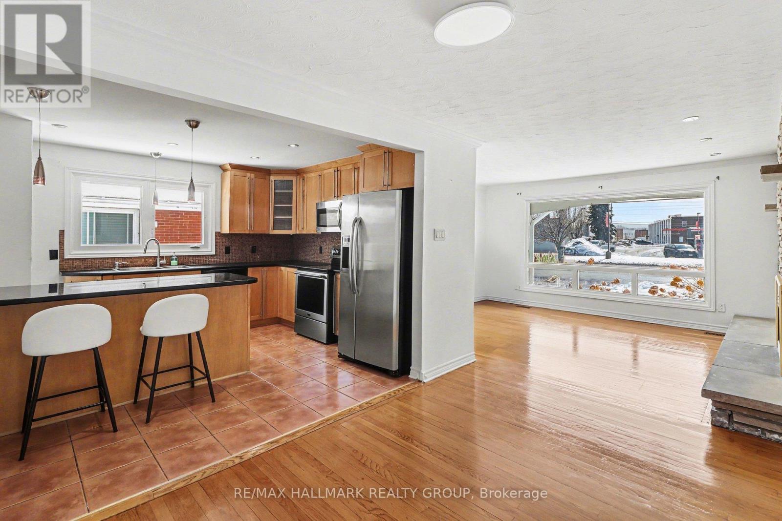 1753 Heron Road, Ottawa, Ontario  K1V 6A2 - Photo 8 - X12895542