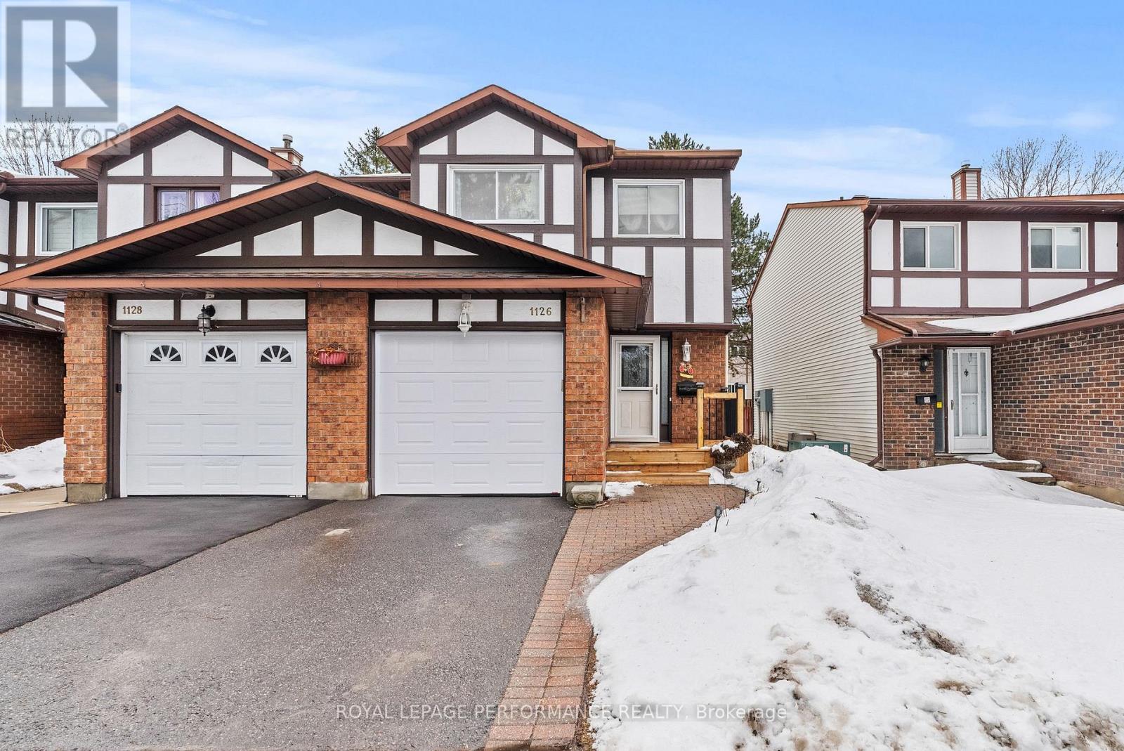 1126 Millwood Court, Ottawa, Ontario  K1C 3G1 - Photo 2 - X12895548