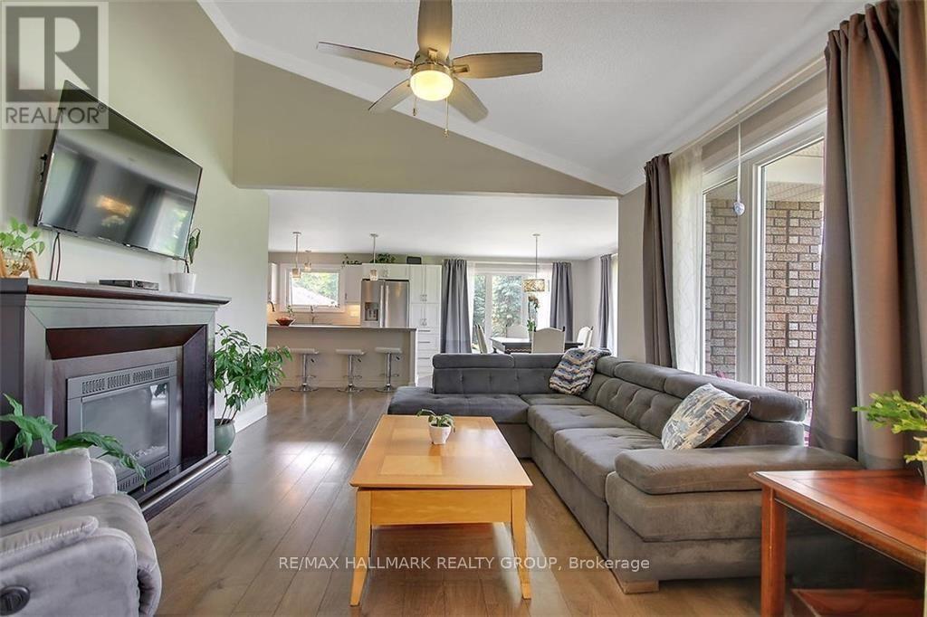 1-107 Bourdeau Boulevard, The Nation, Ontario  K0A 2M0 - Photo 6 - X12895604