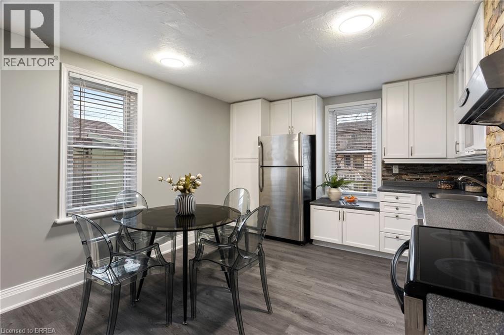 65 Palace Street, Brantford, Ontario  N3T 3W8 - Photo 15 - 40810687