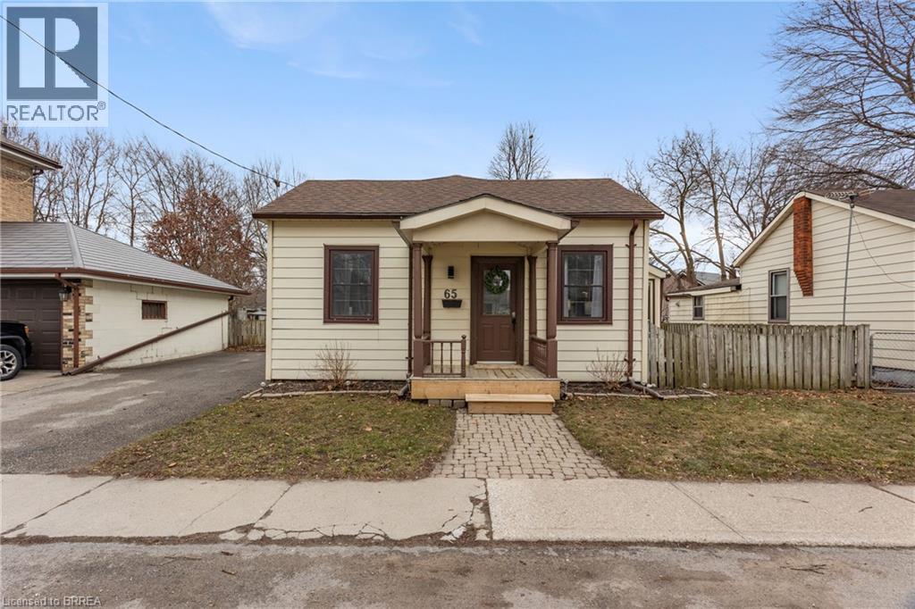 65 Palace Street, Brantford, Ontario  N3T 3W8 - Photo 2 - 40810687